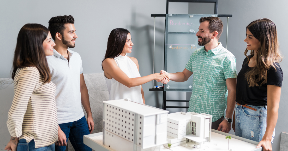 Digital Site Visits vs Physical Visits: What Works Better for Buyers Today?